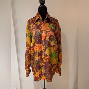 Vintage 1970s Peachskin Carriage House Brown Tropical Button Up Shirt Medium